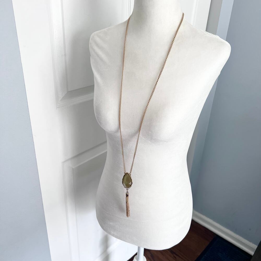 Long Gold Tone Chain Green Faceted Rhinestone Fringed Tassel Pendant Necklace